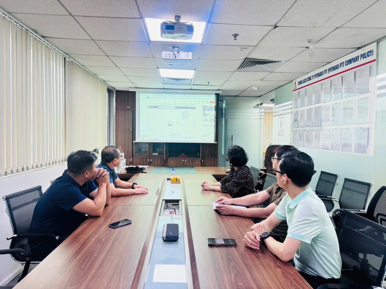 6771189951223895196940095092581253999747790332n