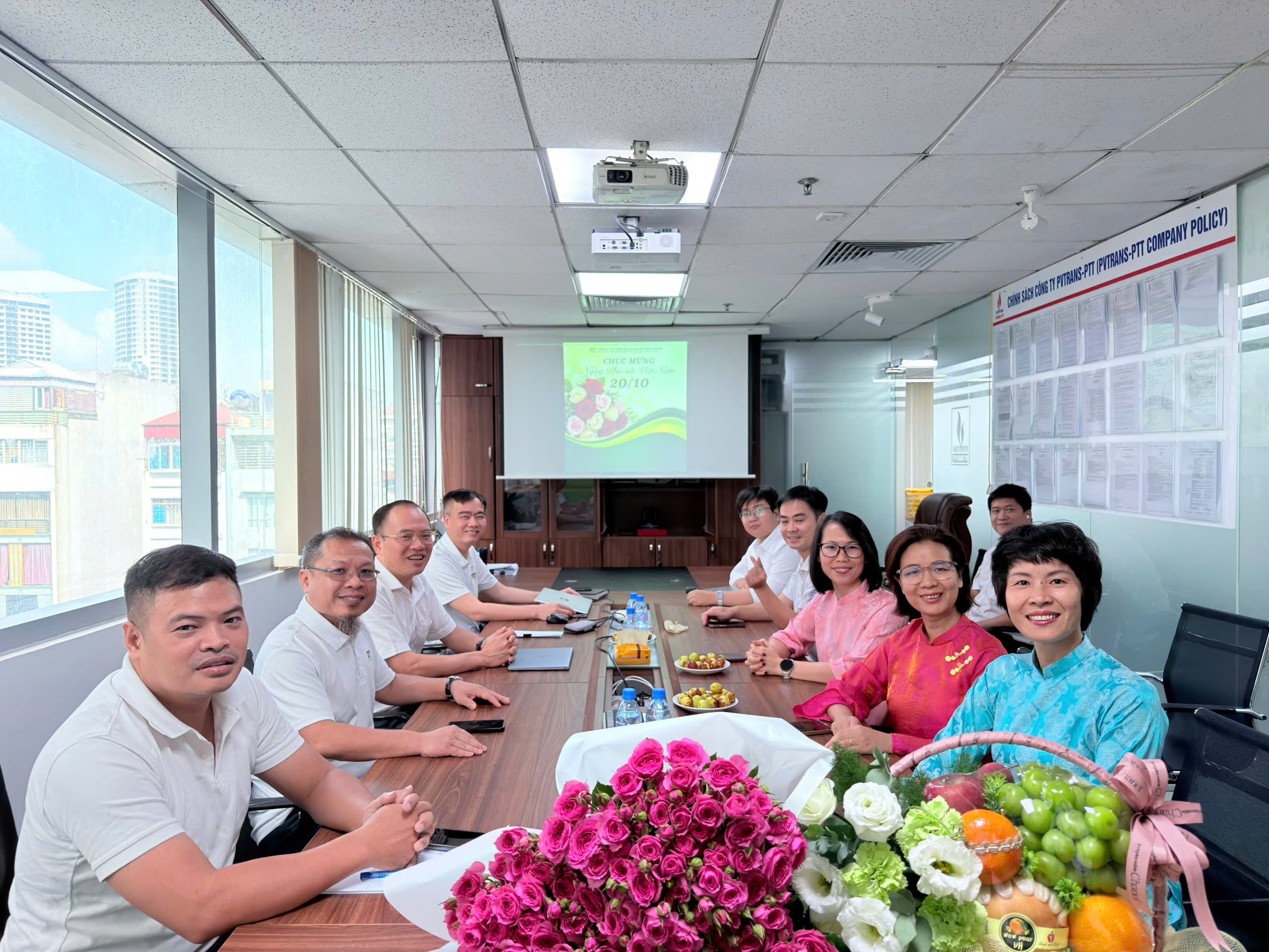 Toàn cảnh buổi gặp mặt
