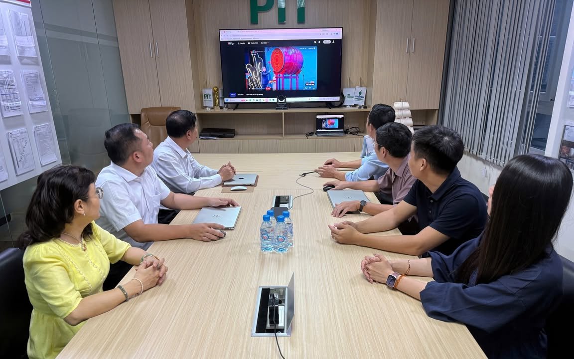 Toàn cảnh buổi học tập quán triệt trực tuyến