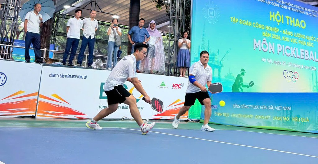 Những pha b&oacute;ng kịch t&iacute;nh, gi&agrave;u kỹ thuật của c&aacute;c vận động vi&ecirc;n PVTrans - PTT tại giải Pickleball