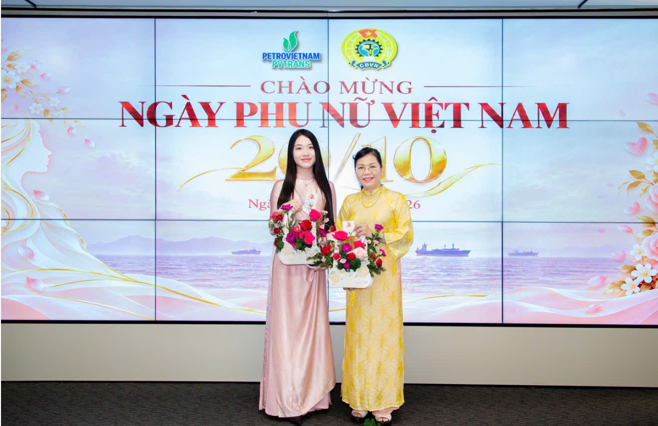 Chúc mừng 20/10 tại PVTrans-PTT