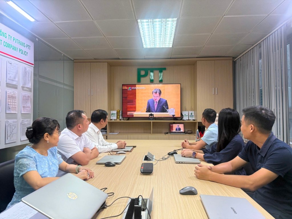 Không khí học tập Nghị quyết tại PTT 2